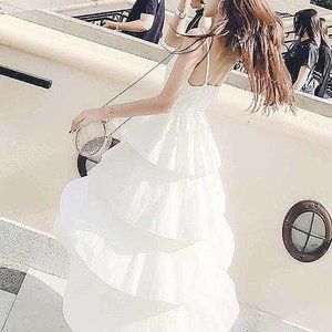 Sleeveless condole belt flounces leaf edge high wa